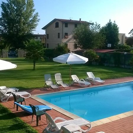 B&B Il Casale Di Nanni Lucca Eksteriør bilde