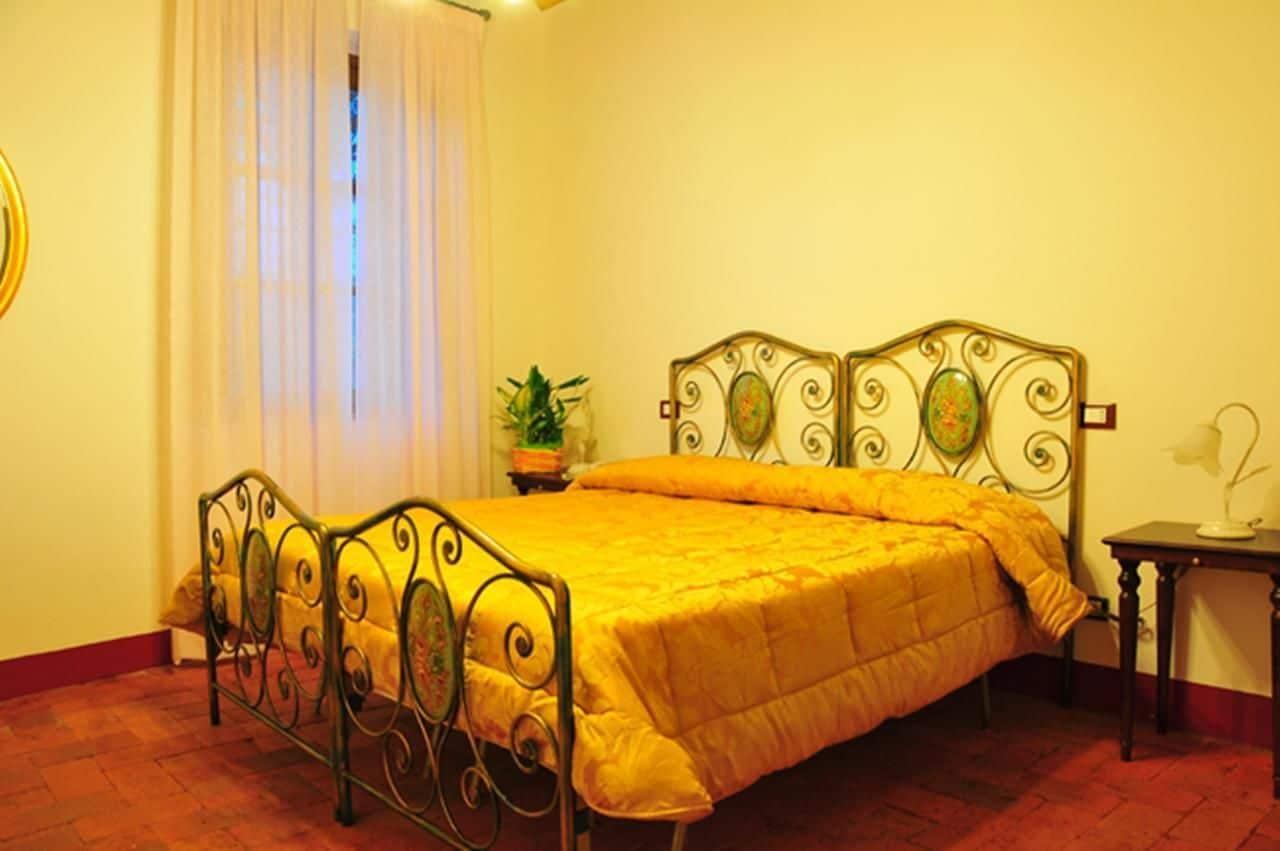 B&B Il Casale Di Nanni Lucca Eksteriør bilde