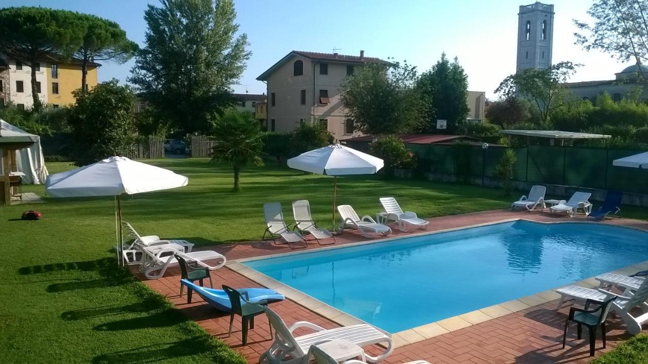 B&B Il Casale Di Nanni Lucca Eksteriør bilde